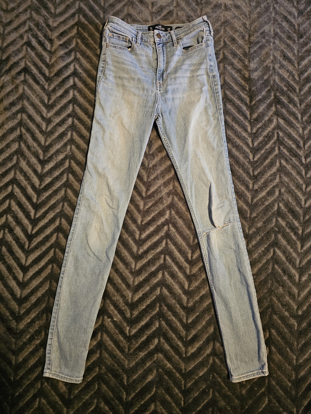 👖✨ Hollister Ultra High-Rise Super Skinny Jeans – Size W27 L32 ✨👖